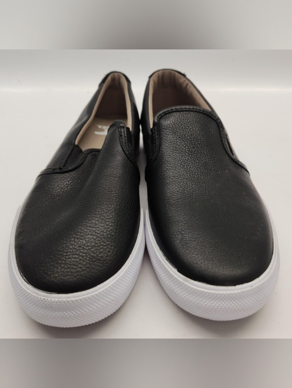 Sorel Caribou Waterproof Slip-On Sneakers Size 9 NWOT MSRP